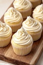 كاب كيك مع الكريمة Cupcake with Cream