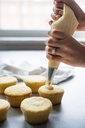 كاب كيك مع الكريمة Cupcake with Cream