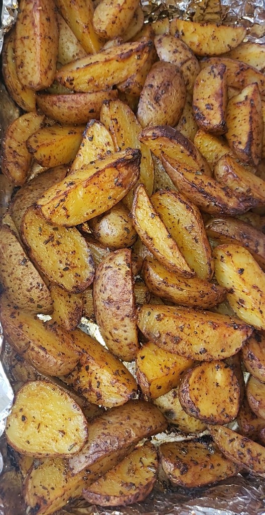Potato Wedges بطاطا ويدجز