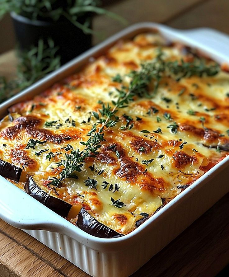 باذنجان بالجبن والبشاميل بالطريقة التركية Oven-baked eggplant