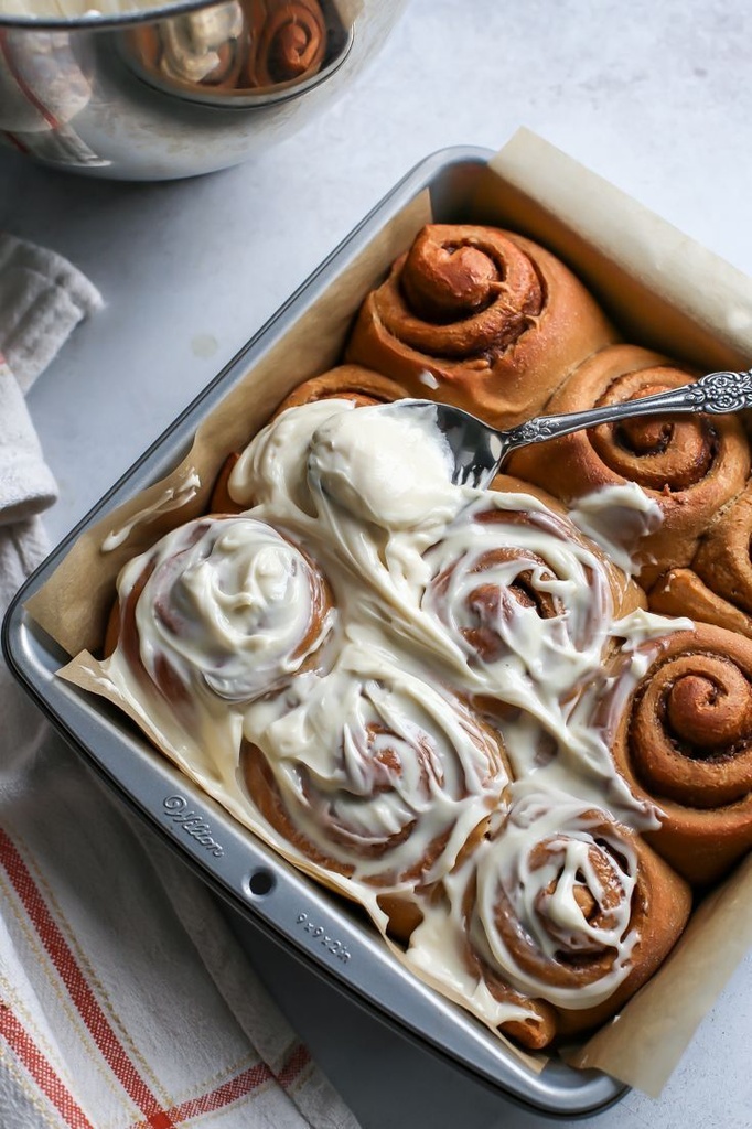 Cinnabon سينابون