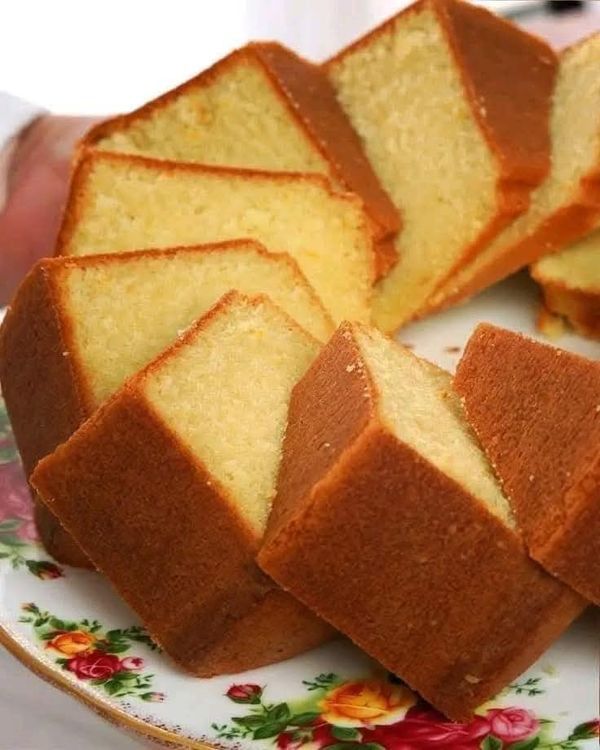 كعكة الزعفران Soft saffron sponge