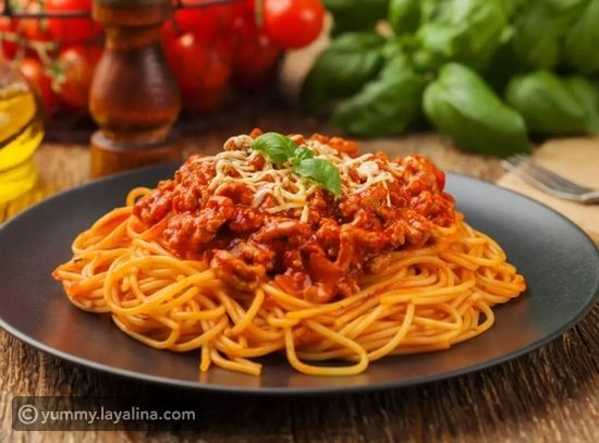 Pasta Bolognese باستا بولونيز