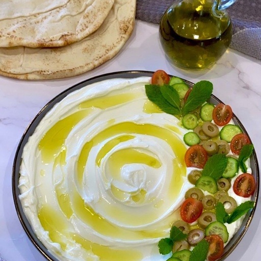 لبنة Labneh